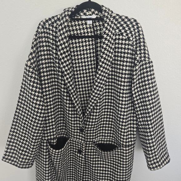 Old Navy Women's 3X Black & White Houndstooth Overcoat Button Up Long Cardigan - Picture 2 of 7